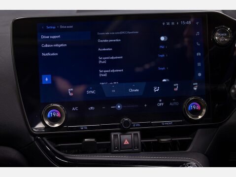 Lexus NX 2.5 350h E-CVT 4WD Euro 6 (s/s) 5dr 38