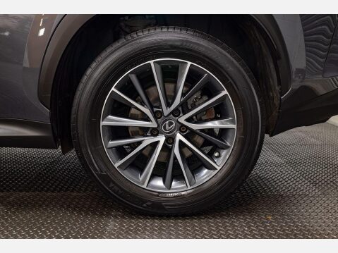 Lexus NX 2.5 350h E-CVT 4WD Euro 6 (s/s) 5dr 10