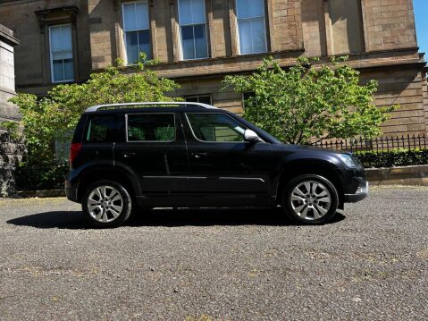 Skoda Yeti 2.0 TDI Elegance Outdoor 5dr Diesel DSG 4WD Euro 5 (140 ps) 18