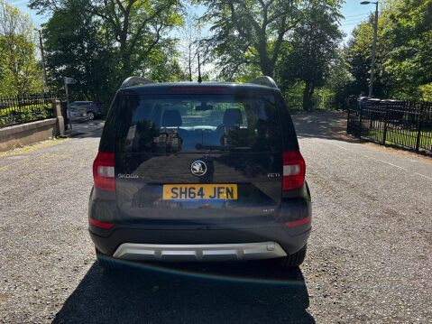 Skoda Yeti 2.0 TDI Elegance Outdoor 5dr Diesel DSG 4WD Euro 5 (140 ps) 23