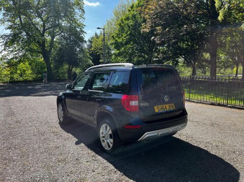 Skoda Yeti 2.0 TDI Elegance Outdoor 5dr Diesel DSG 4WD Euro 5 (140 ps) 34
