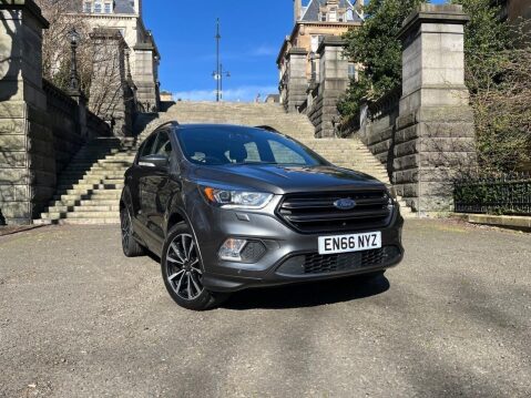 Ford Kuga 2.0 TDCi EcoBlue ST-Line SUV 5dr Diesel Manual AWD Euro 6 (s/s) (180 ps) UL 29