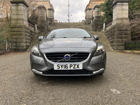 Volvo V40 2.0 D2 SE Lux Hatchback 5dr Diesel Manual Euro 6 (s/s) (120 ps) 4