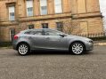 Volvo V40 2.0 D2 SE Lux Hatchback 5dr Diesel Manual Euro 6 (s/s) (120 ps) 6