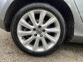 Volvo V40 2.0 D2 SE Lux Hatchback 5dr Diesel Manual Euro 6 (s/s) (120 ps) 9