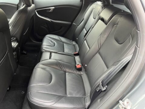 Volvo V40 2.0 D2 SE Lux Hatchback 5dr Diesel Manual Euro 6 (s/s) (120 ps) 14