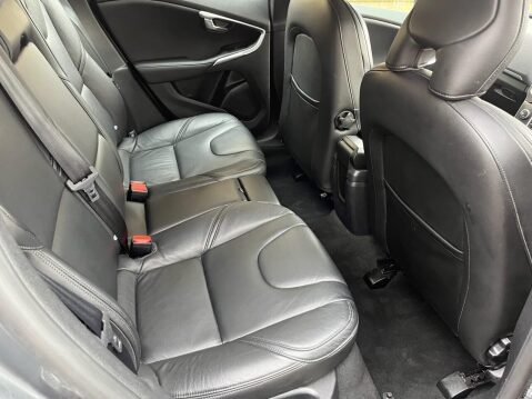 Volvo V40 2.0 D2 SE Lux Hatchback 5dr Diesel Manual Euro 6 (s/s) (120 ps) 15