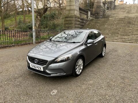 Volvo V40 2.0 D2 SE Lux Hatchback 5dr Diesel Manual Euro 6 (s/s) (120 ps) 22