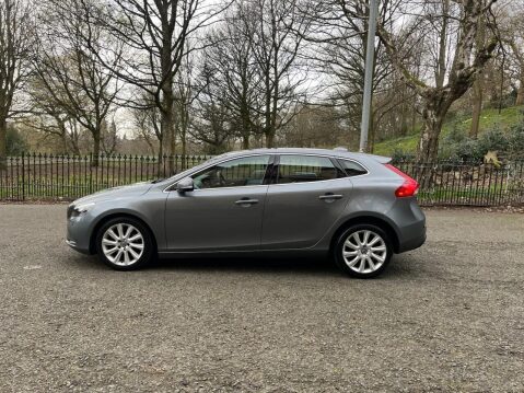 Volvo V40 2.0 D2 SE Lux Hatchback 5dr Diesel Manual Euro 6 (s/s) (120 ps) 23