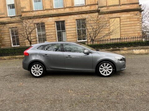 Volvo V40 2.0 D2 SE Lux Hatchback 5dr Diesel Manual Euro 6 (s/s) (120 ps) 34