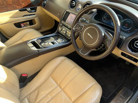 Jaguar XJ 3.0d V6 Premium Luxury Auto Euro 5 (s/s) 4dr 47