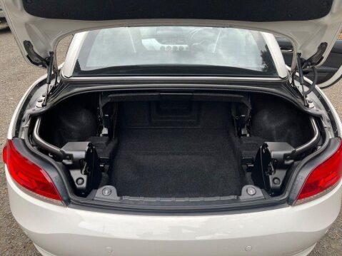 BMW Z4 2.0 20i sDrive Euro 5 (s/s) 2dr ***ENGINE REQUIRES ATTENTION!!!*** 48