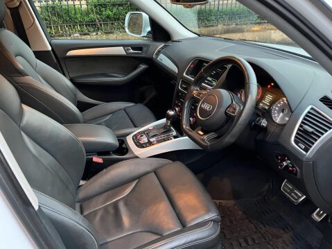 Audi SQ5 3.0 BiTDI V6 SUV 5dr Diesel Tiptronic quattro Euro 6 (s/s) (313 ps) STUNNIN 17