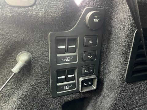 Land Rover Discovery 3.0 TD V6 HSE Luxury SUV 5dr Diesel Auto 4WD Euro 6 (s/s) (258 ps) TOW BAR+ 13