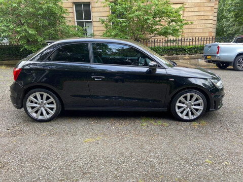 Audi A1 1.6 TDI S line Style Edition Euro 5 (s/s) 3dr 5