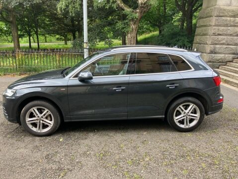 Audi Q5 2.0 TDI QUATTRO S LINE 5d 188 BHP *19'' ALLOYS+XENONS+POWER TAILGATE* 17