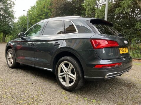 Audi Q5 2.0 TDI QUATTRO S LINE 5d 188 BHP *19'' ALLOYS+XENONS+POWER TAILGATE* 18