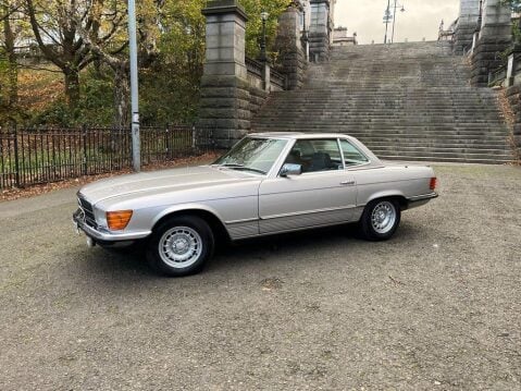 Mercedes-Benz SL Series 2.7 280 SL 2d 185 BHP 2