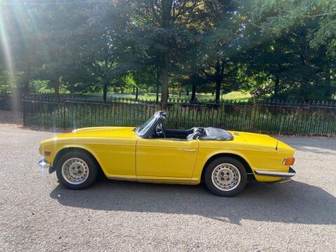 Triumph TR6 2.5 2.5 PI 2d 2