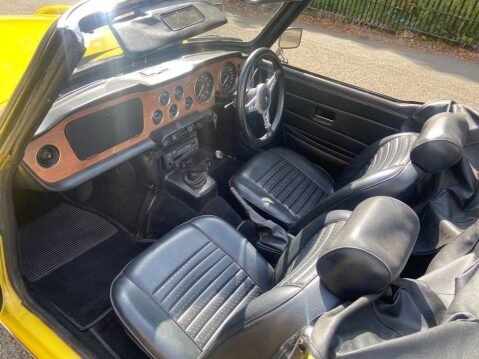 Triumph TR6 2.5 2.5 PI 2d 10