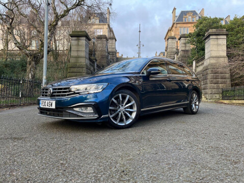 Volkswagen Passat 2.0 BiTDI R-Line DSG 4Motion Euro 6 (s/s) 5dr 2
