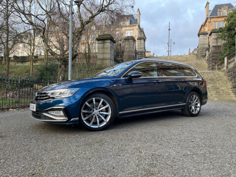Volkswagen Passat 2.0 BiTDI R-Line DSG 4Motion Euro 6 (s/s) 5dr 4