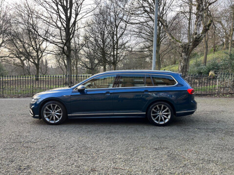 Volkswagen Passat 2.0 BiTDI R-Line DSG 4Motion Euro 6 (s/s) 5dr 28