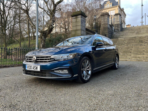 Volkswagen Passat 2.0 BiTDI R-Line DSG 4Motion Euro 6 (s/s) 5dr 29