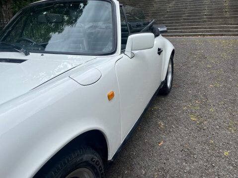 Porsche 911 3.0 CABRIOLET 2d 204 BHP 38