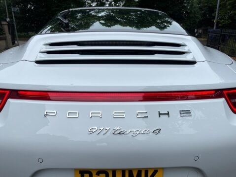 Porsche 911 3.4 991 4 Targa PDK 4WD Euro 6 (s/s) 2dr 20