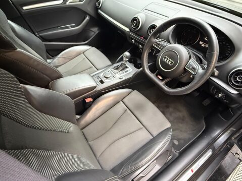 Audi A3 2.0 TDI S line S Tronic Euro 5 (s/s) 4dr 12
