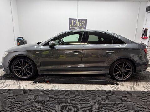Audi A3 2.0 TDI S line S Tronic Euro 5 (s/s) 4dr 4