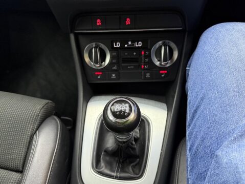 Audi Q3 2.0 TDI S line quattro Euro 5 (s/s) 5dr 21