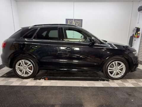 Audi Q3 2.0 TDI S line quattro Euro 5 (s/s) 5dr 3