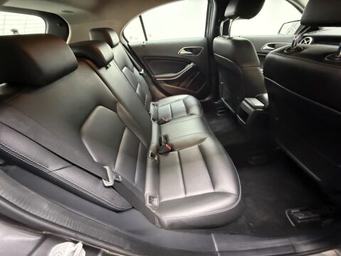 Mercedes-Benz A Class 1.5 A180d SE Euro 6 (s/s) 5dr 16