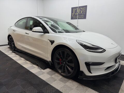 Tesla Model 3 (Dual Motor) Performance Auto 4WDE 4dr (Performance Upgrade) 1
