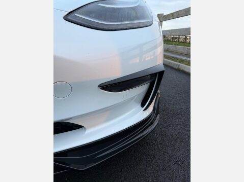 Tesla Model 3 (Dual Motor) Performance Auto 4WDE 4dr (Performance Upgrade) 17