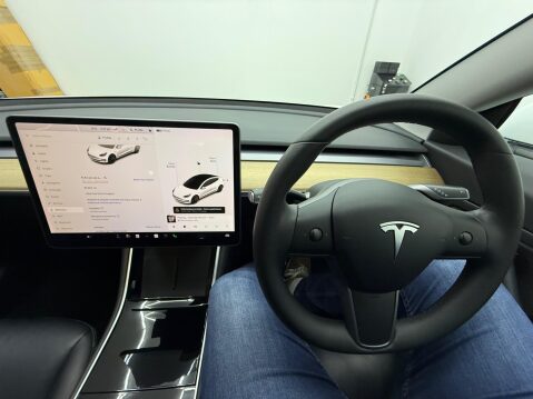 Tesla Model 3 (Dual Motor) Performance Auto 4WDE 4dr (Performance Upgrade) 27