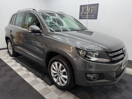 Volkswagen Tiguan 2.0 TDI BlueMotion Tech Match DSG 4WD Euro 5 (s/s) 5dr