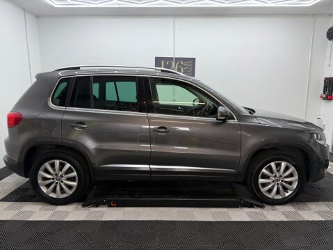 Volkswagen Tiguan 2.0 TDI BlueMotion Tech Match DSG 4WD Euro 5 (s/s) 5dr 3
