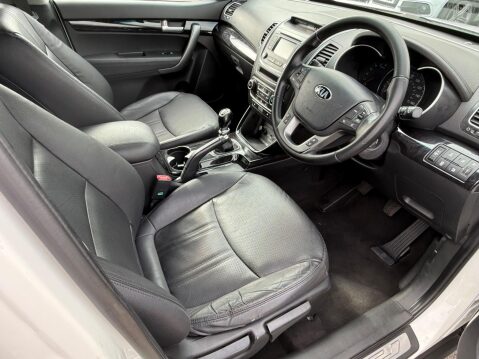 Kia Sorento 2.2 CRDi KX-2 AWD Euro 5 5dr 12