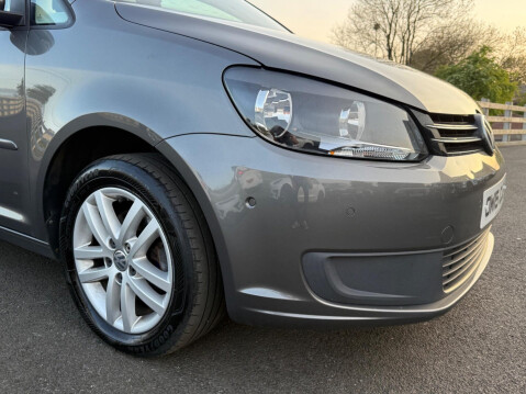 Volkswagen Touran 1.6 TDI SE Euro 5 5dr 10