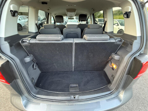 Volkswagen Touran 1.6 TDI SE Euro 5 5dr 25