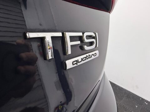 Audi Q3 2.0 TFSI SE S Tronic quattro Euro 5 (s/s) 5dr 17