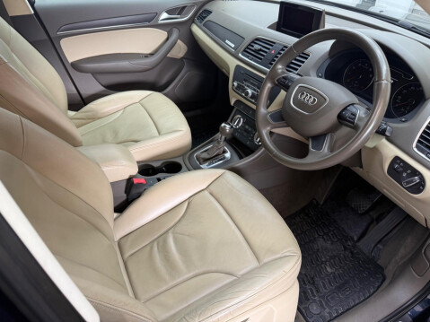 Audi Q3 2.0 TFSI SE S Tronic quattro Euro 5 (s/s) 5dr 11