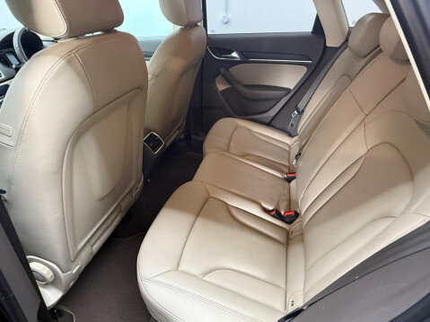 Audi Q3 2.0 TFSI SE S Tronic quattro Euro 5 (s/s) 5dr 25