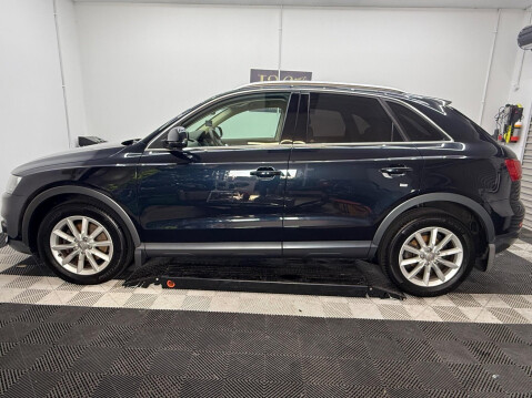 Audi Q3 2.0 TFSI SE S Tronic quattro Euro 5 (s/s) 5dr 27