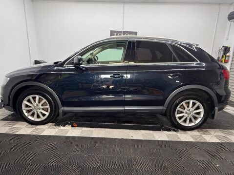 Audi Q3 2.0 TFSI SE S Tronic quattro Euro 5 (s/s) 5dr 27