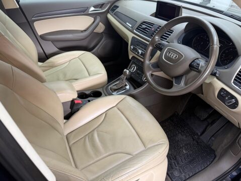 Audi Q3 2.0 TFSI SE S Tronic quattro Euro 5 (s/s) 5dr 11