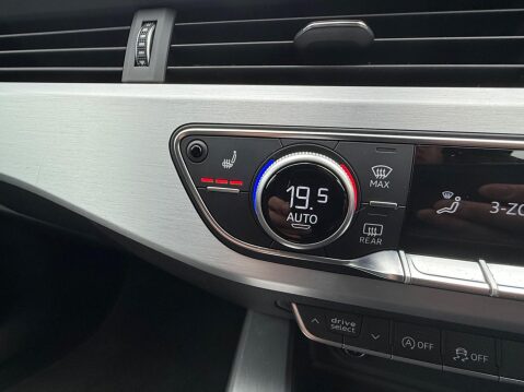 Audi A4 2.0 TDI S line Euro 6 (s/s) 5dr 26